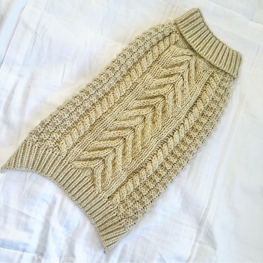 Fab Dog chunky Knit Sweater